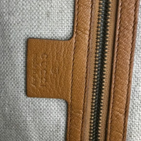 Large Gucci Leather Hobo - Picture 3 of 6